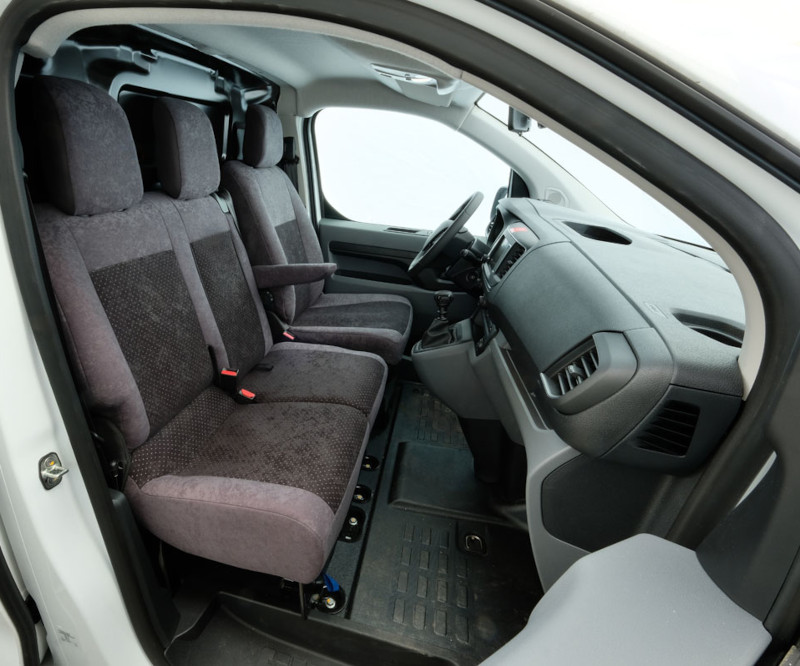 Sitzbezug für Toyota Proace, Bj. ab 2016, Alcanta, Fahrer-Einzelsitz