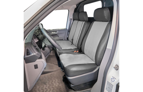 Sitzbezüge aus Kunstleder in einem VW T6